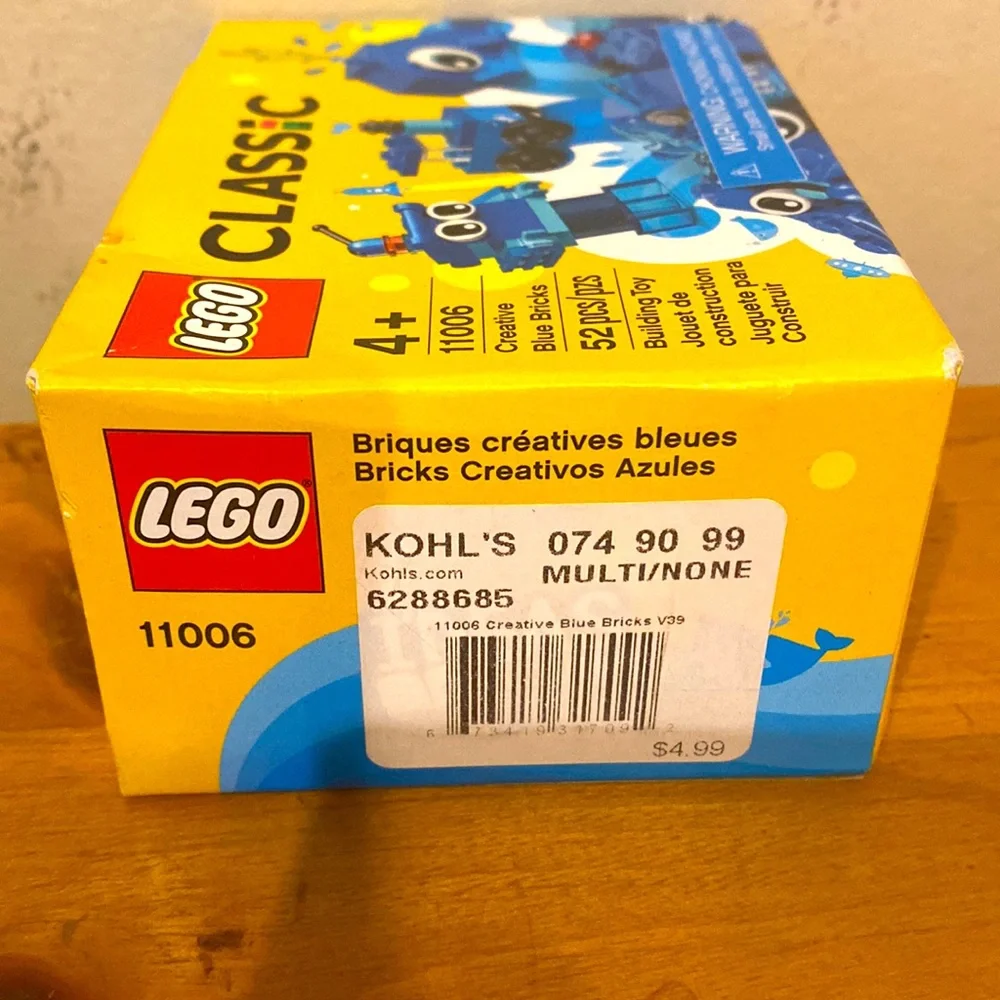 Lego Classic Creative Blue Bricks 11006 52 pieces new in box Age 4+